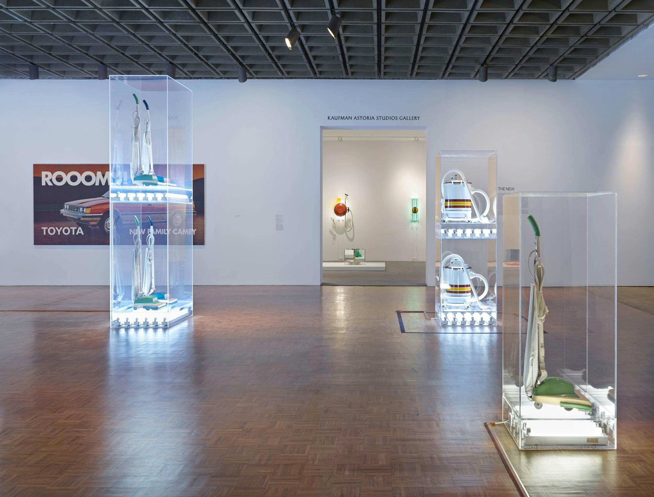 Installation view of the exhibition,¬†Jeff Koons: A Retrospective¬†at the Whitney Museum of American Art in New York, dated 2014.